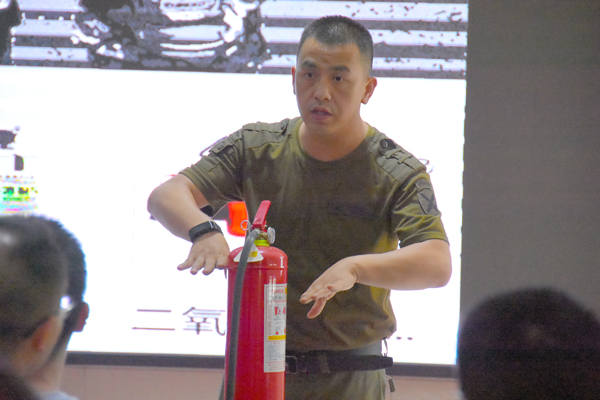 江南网页版_江南(中国)官方防雷开展消防培训学习