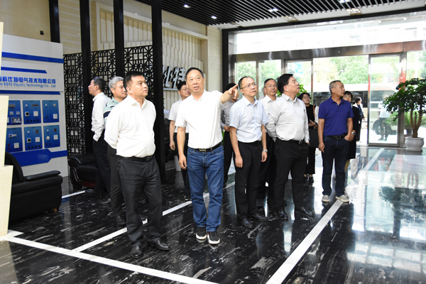 DSC_1901.jpg DSC_1901.jpg